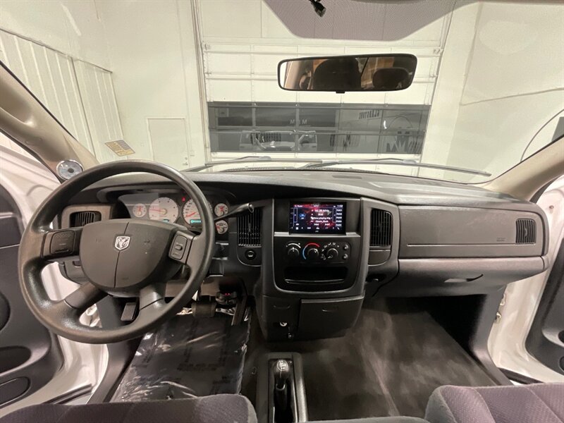 2004 Dodge Ram 2500 SLT 4X4 5.9L CUMMINS DIESEL / ZERO RUST /104K MILE / LONG BED / LOCAL TRUCK - Photo 16 - Gladstone, OR 97027