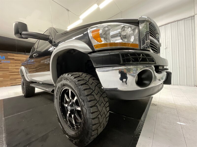 2006 Dodge Ram 2500 4X4 SLT  / 5.7L V8 GAS / 6-INC LIFT KIT  / LIFTED w/ 37 " TOYO OPEN COUNTRY R/T TIRES & 20 " WHEELS / LOCAL TRUCK / RUST FREE / SHARP & CLEAN !! - Photo 10 - Gladstone, OR 97027