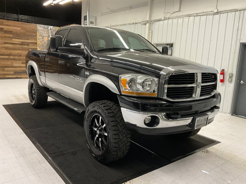 2006 Dodge Ram 2500 4X4 SLT  / 5.7L V8 GAS / 6-INC LIFT KIT  / LIFTED w/ 37 " TOYO OPEN COUNTRY R/T TIRES & 20 " WHEELS / LOCAL TRUCK / RUST FREE / SHARP & CLEAN !! - Photo 2 - Gladstone, OR 97027