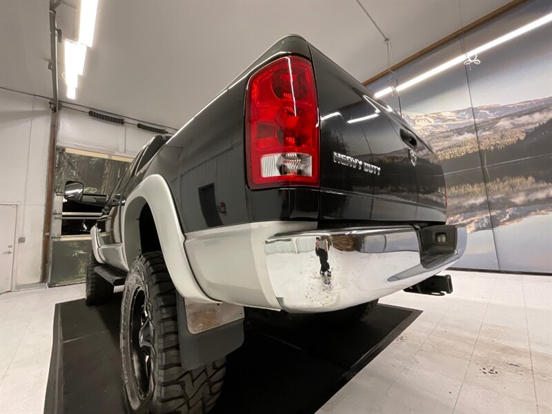 2006 Dodge Ram 2500 4X4 SLT  / 5.7L V8 GAS / 6-INC LIFT KIT  / LIFTED w/ 37 " TOYO OPEN COUNTRY R/T TIRES & 20 " WHEELS / LOCAL TRUCK / RUST FREE / SHARP & CLEAN !! - Photo 11 - Gladstone, OR 97027