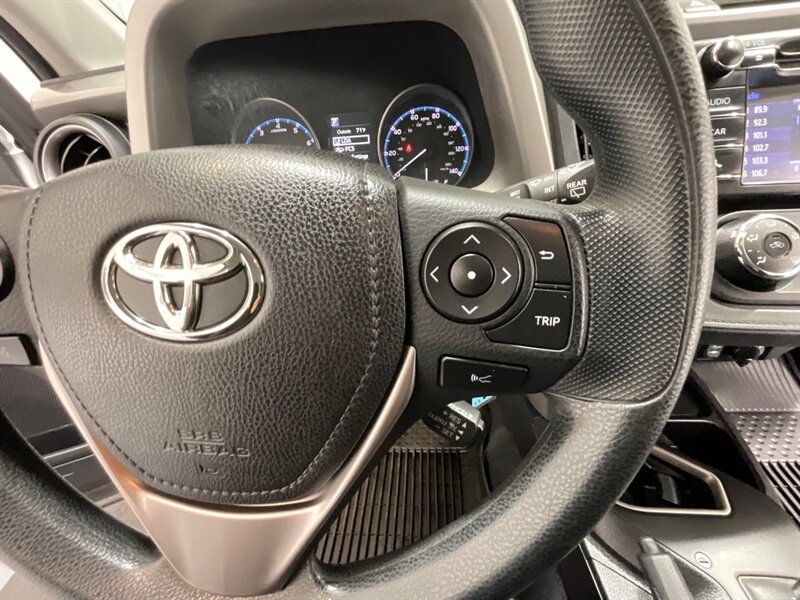 2017 Toyota RAV4 LE SUV AWD / 2.5L 4 Cyl / LOCAL / 22,000 MILES  / LOCAL RUST FREE / NEW Cond - Photo 41 - Gladstone, OR 97027