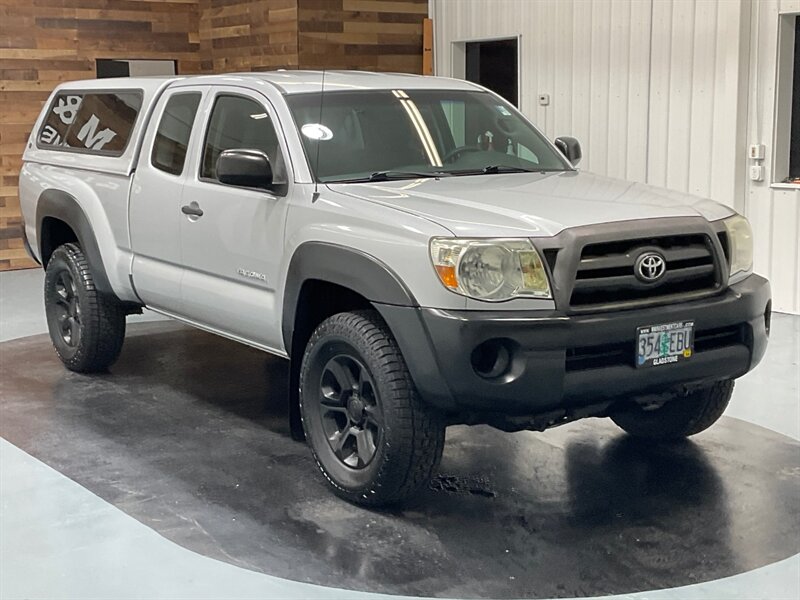 2009 Toyota Tacoma V6 4-Door / 4X4 / 4.0L V6 / 1-OWNER / 44,000 MILES  / LOCAL TRUCK ZERO RUST - Photo 2 - Gladstone, OR 97027