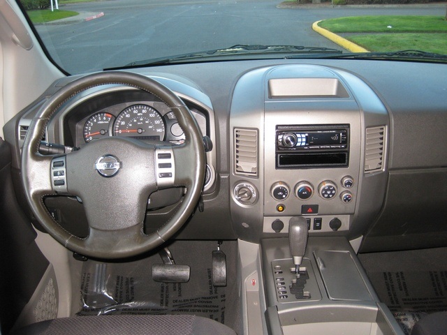 2004 Nissan Armada SE Off-Road/4WD/DVD PLAYER/3RD SEAT   - Photo 28 - Portland, OR 97217