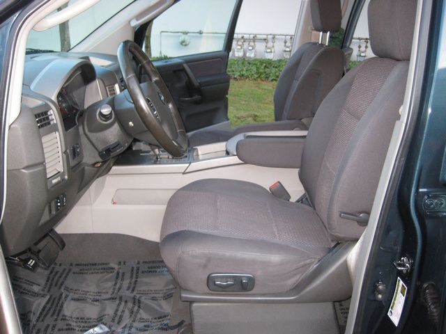 2004 Nissan Armada SE Off-Road/4WD/DVD PLAYER/3RD SEAT   - Photo 20 - Portland, OR 97217