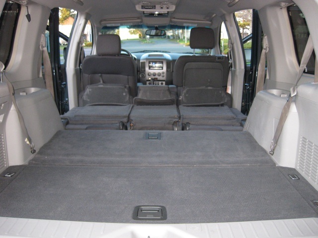 2004 Nissan Armada SE Off-Road/4WD/DVD PLAYER/3RD SEAT   - Photo 27 - Portland, OR 97217