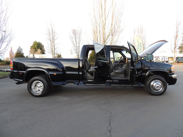 2003 GMC Sierra 3500 SLT/ 4X4 / Duramax Diesel / DUALLY / Regency PKG   - Photo 29 - Portland, OR 97217