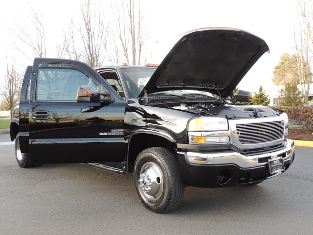 2003 GMC Sierra 3500 SLT/ 4X4 / Duramax Diesel / DUALLY / Regency PKG