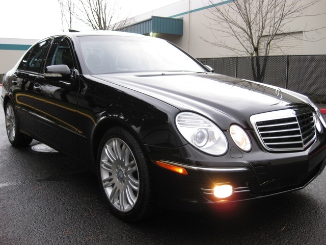 2008 Mercedes-Benz E350 4MATIC All Wheel Drive / Navigation / Loaded