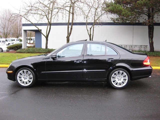 2008 Mercedes-Benz E350 4MATIC All Wheel Drive / Navigation / Loaded