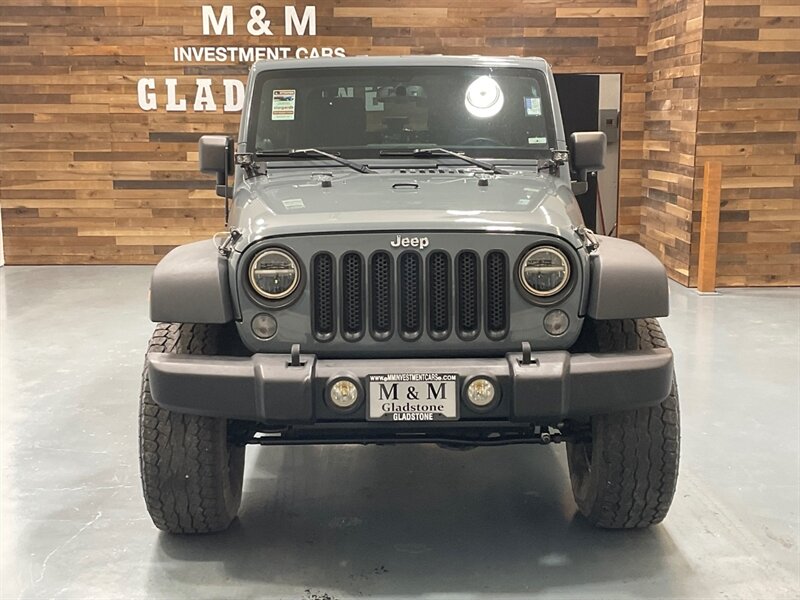 2014 Jeep Wrangler Sport 4X4 / 6-Speed Manual / LIFTED / LOCAL  / ZERO RUST - Photo 5 - Gladstone, OR 97027