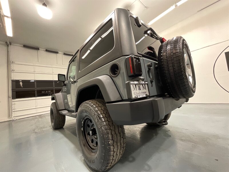 2014 Jeep Wrangler Sport 4X4 / 6-Speed Manual / LIFTED / LOCAL  / ZERO RUST - Photo 29 - Gladstone, OR 97027