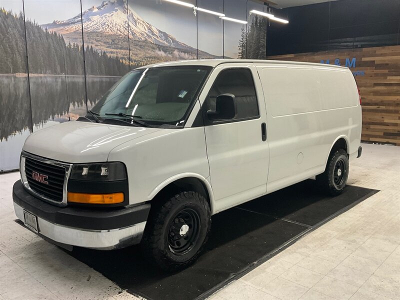 2016 GMC Savana Cargo Van 2500 / 4.8L V8 / ONLY 92,000 MILES  / BF GOODRICH TIRES / CARGO VAN / 3/4 TON - Photo 1 - Gladstone, OR 97027