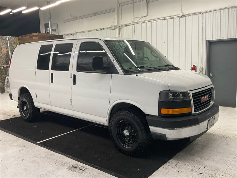 2016 GMC Savana Cargo Van 2500 / 4.8L V8 / ONLY 92,000 MILES  / BF GOODRICH TIRES / CARGO VAN / 3/4 TON - Photo 2 - Gladstone, OR 97027