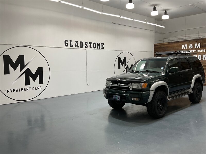 2002 Toyota 4Runner SR5 4X4 / 3.4L V6 / LIFTED /Sunroof / ZERO RUST / Sunroof / Luggage Rack / Towing Pkg / FRESH TIMING BELT SERVICE + WATER PUMP JUST DONE - Photo 51 - Gladstone, OR 97027