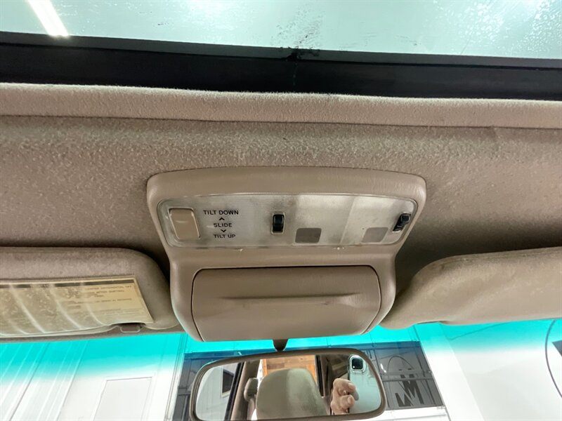 2002 Toyota 4Runner SR5 4X4 / 3.4L V6 / LIFTED /Sunroof / ZERO RUST / Sunroof / Luggage Rack / Towing Pkg / FRESH TIMING BELT SERVICE + WATER PUMP JUST DONE - Photo 36 - Gladstone, OR 97027