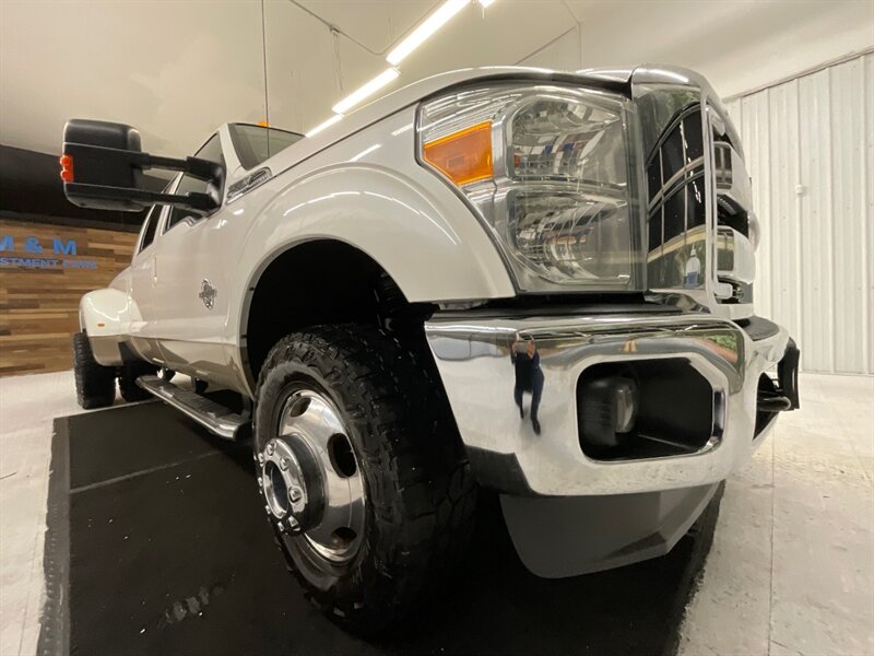 2011 Ford F-350 Lariat Unlimited Pkg 4X4 / 6.7L DIESEL / DUALLY  / Leather w. Heated & Cooled Seats / Navigation & Backup Camera / RUST FREE / 93,000 MILES - Photo 9 - Gladstone, OR 97027