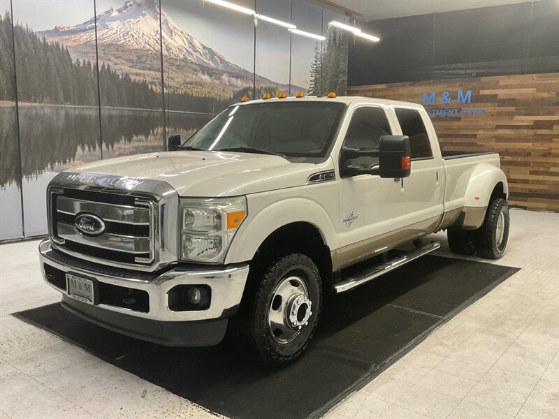 2011 Ford F-350 Lariat Unlimited Pkg 4X4 / 6.7L DIESEL / DUALLY  / Leather w. Heated & Cooled Seats / Navigation & Backup Camera / RUST FREE / 93,000 MILES - Photo 1 - Gladstone, OR 97027