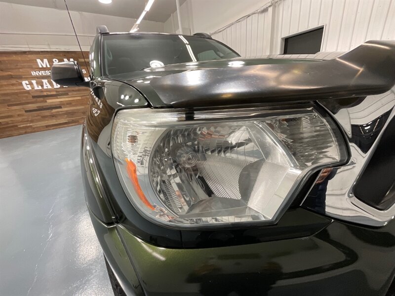 2013 Toyota Tacoma V6 Double Cab 4X4 / TRD OFF ROAD / REAR DIFF LOCK  / LOCAL OREGON TRUCK / ZERO RUST / Backup Camera / Sunroof - Photo 27 - Gladstone, OR 97027