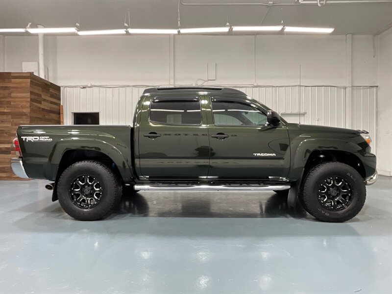 2013 Toyota Tacoma V6 Double Cab 4X4 / TRD OFF ROAD / REAR DIFF LOCK  / LOCAL OREGON TRUCK / ZERO RUST / Backup Camera / Sunroof - Photo 4 - Gladstone, OR 97027