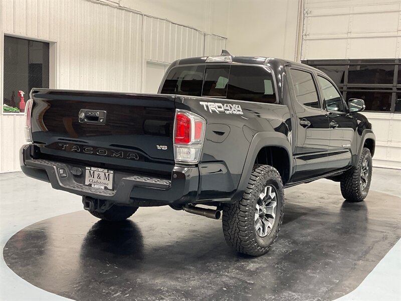 2021 Toyota Tacoma TRD Off-Road 4X4 / Crawl Control/1-OWNER/48K MILES  / NO RUST / CLEAN - Photo 9 - Gladstone, OR 97027