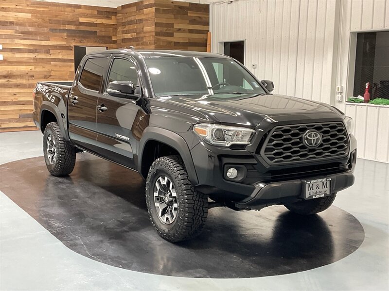 2021 Toyota Tacoma TRD Off-Road 4X4 / Crawl Control/1-OWNER/48K MILES  / NO RUST / CLEAN - Photo 2 - Gladstone, OR 97027