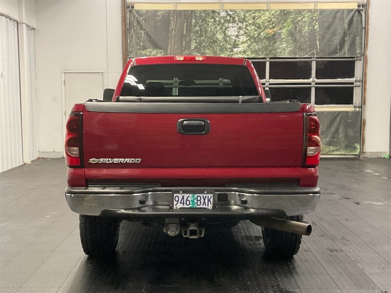 2006 Chevrolet Silverado 2500 LT Crew Cab 4X4 / 6.6L DURAMAX DIESEL /126,000 MIL  LOCAL OREGON TRUCK / RUST FREE / NEW TIRES / SHARP & CLEAN!! - Photo 6 - Gladstone, OR 97027