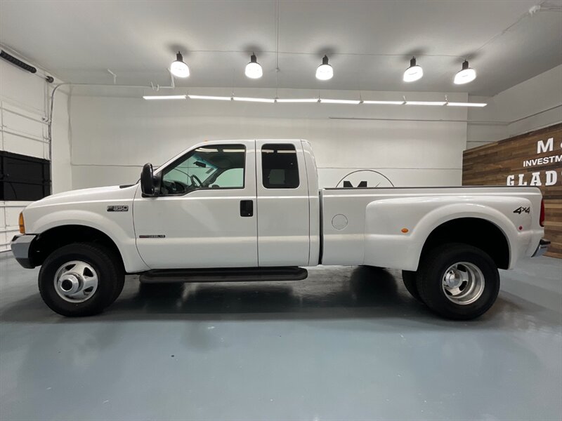 2000 Ford F-350 Super Duty XLT 4X4/7.3L DIESEL /DUALLY / 123K MILE  / LOCAL TRUCK w. ZERO RUST / BRAND NEW SET OF TIRES - Photo 3 - Gladstone, OR 97027