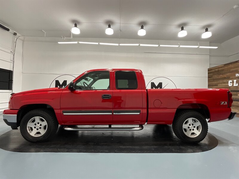 2007 Chevrolet Silverado 1500 Classic LT 4Dr 4X4 / 5.3L V8 / ONLY 36,000 MILES  /RUST FREE / Excel Cond - Photo 3 - Gladstone, OR 97027