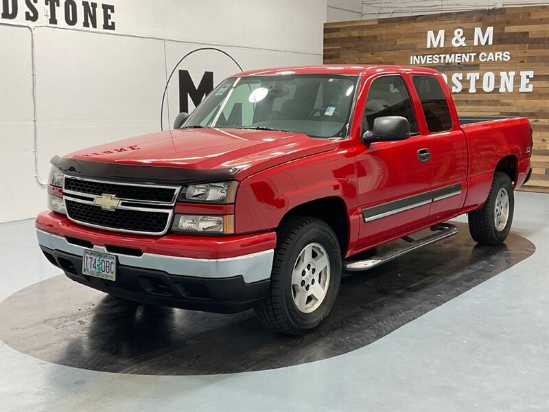 2007 Chevrolet Silverado 1500 Classic LT 4Dr 4X4 / 5.3L V8 / ONLY 36,000 MILES  /RUST FREE / Excel Cond - Photo 1 - Gladstone, OR 97027