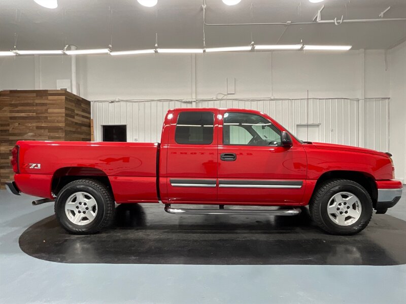 2007 Chevrolet Silverado 1500 Classic LT 4Dr 4X4 / 5.3L V8 / ONLY 36,000 MILES  /RUST FREE / Excel Cond - Photo 4 - Gladstone, OR 97027