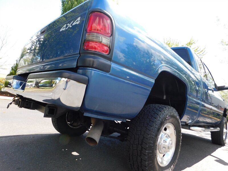 2002 Dodge Ram 2500 Quad Cab 4X4 / 5.9 L CUMMINS TURBO DIESEL   - Photo 12 - Portland, OR 97217