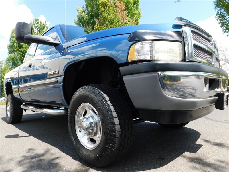 2002 Dodge Ram 2500 Quad Cab 4X4 / 5.9 L CUMMINS TURBO DIESEL   - Photo 10 - Portland, OR 97217