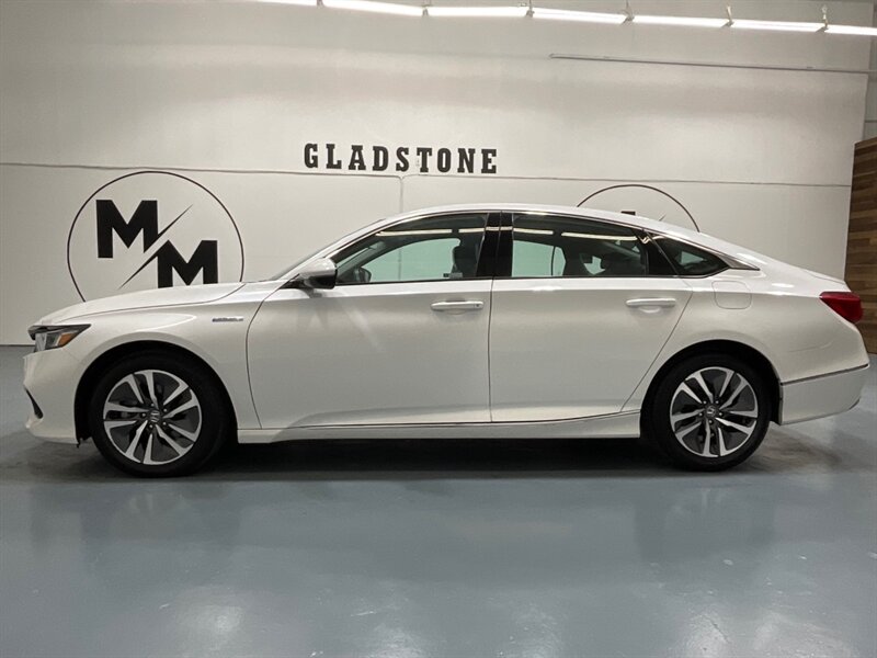 2021 Honda Accord Hybrid EX-L Sedan Hybrid / Leather / Sunroof /28K MILES  / Heated Seats - Photo 3 - Gladstone, OR 97027