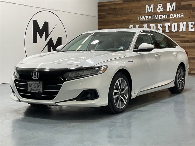 2021 Honda Accord Hybrid EX-L Sedan Hybrid / Leather / Sunroof /28K MILES  / Heated Seats