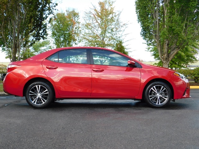 2016 Toyota Corolla LE Plus / Backup Camera / 1-Owner / FULL WARRANTY   - Photo 4 - Portland, OR 97217