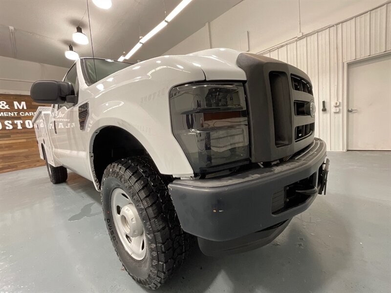 2008 Ford F-250 4x4 / Utility Bed / XL / 5.4L V8 / 69K MILES / ZERO RUST / Towing Pkg / Utility Bed - Photo 29 - Gladstone, OR 97027