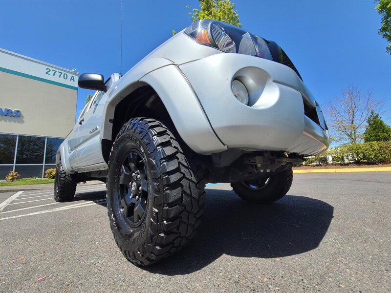 2007 Toyota Tacoma 4X4 / V6 4.0L / TRD OFF ROAD / REAR DIFF LOCK /  / 6 SPEED MANUAL / LIFTED !!! - Photo 10 - Portland, OR 97217