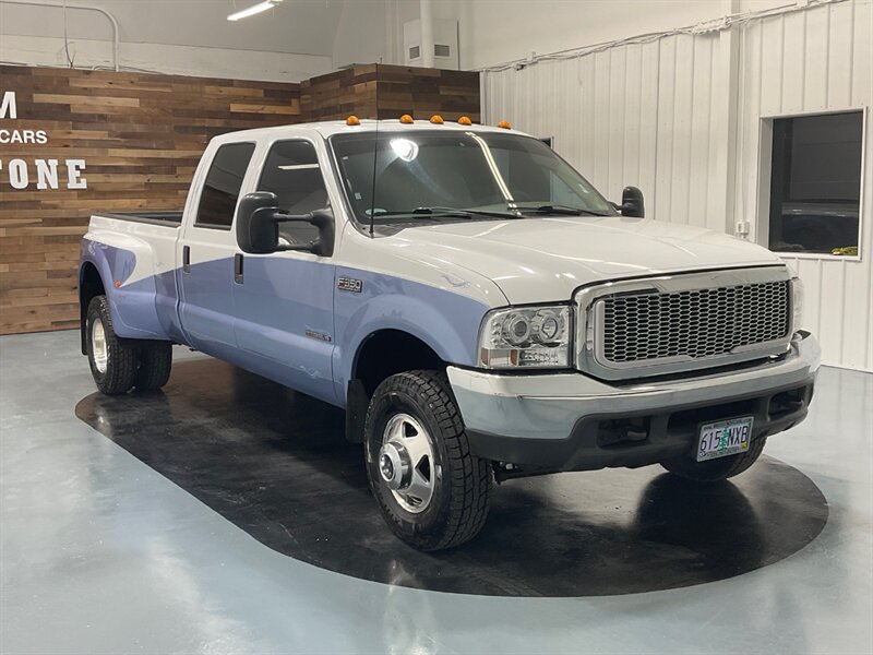 2000 Ford F-350 Lariat 4X4 / 7.3L DIESEL / DUALLY / 6-SPEED MANUAL  / RUST FREE / 118K MILES - Photo 2 - Gladstone, OR 97027