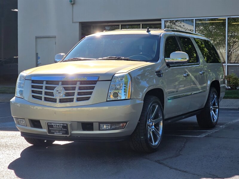 2010 Cadillac Escalade ESV Premium 4WD LWB DVD's BLIND SPOT Fully Loaded LEATHER Sunroof DUB Premium Wheels - Photo 1 - Portland, OR 97217