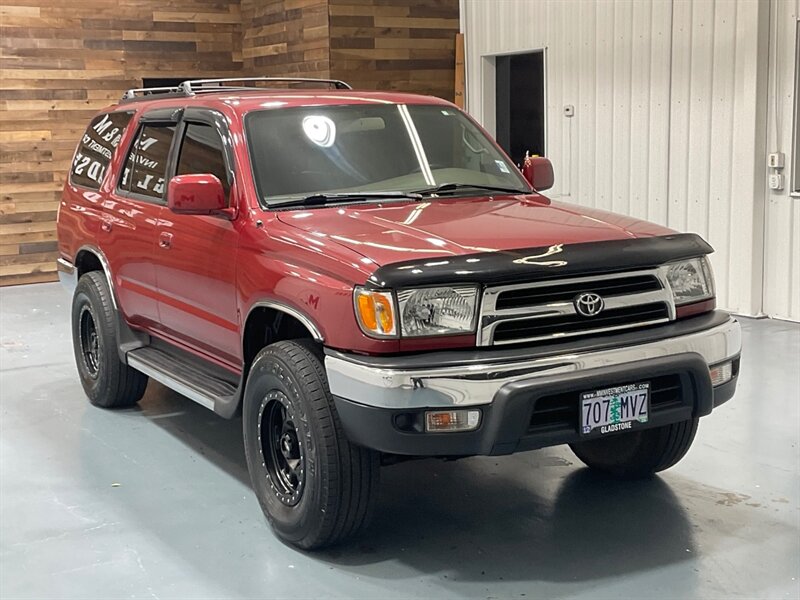 1999 Toyota 4Runner SR5 4X4 V6 / Timing Belt Service Done / 145K Miles / ZERO RUST - Photo 2 - Gladstone, OR 97027