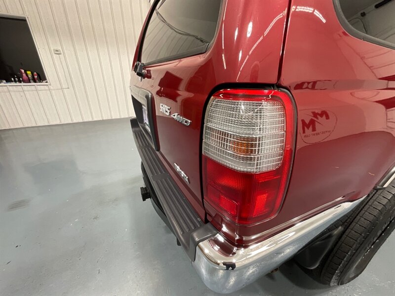 1999 Toyota 4Runner SR5 4X4 V6 / Timing Belt Service Done / 145K Miles / ZERO RUST - Photo 29 - Gladstone, OR 97027