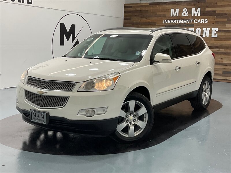 2010 Chevrolet Traverse LTZ Sport Utility AWD / V6 / 3RD ROW SEAT /Leather  / Dual Sunroof / Excel Cond - Photo 1 - Gladstone, OR 97027