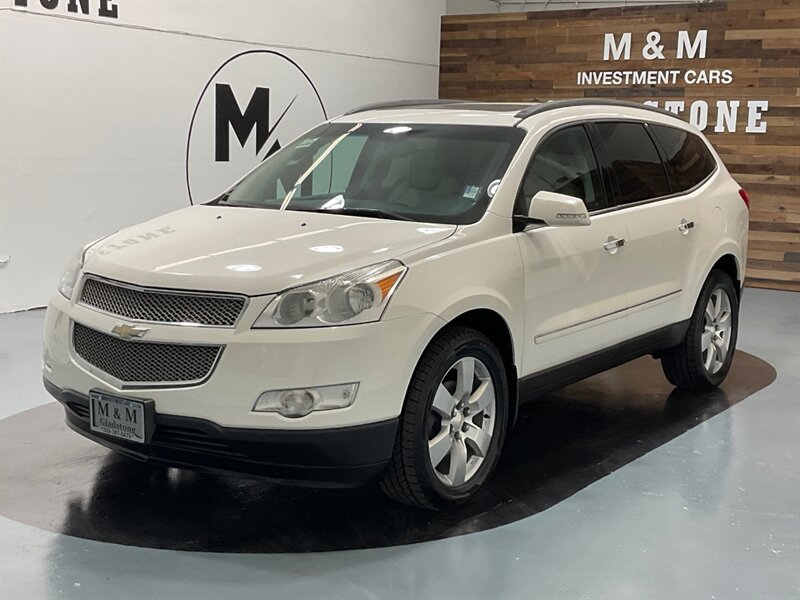 2010 Chevrolet Traverse LTZ Sport Utility AWD / V6 / 3RD ROW SEAT /Leather  / Dual Sunroof / Excel Cond - Photo 25 - Gladstone, OR 97027