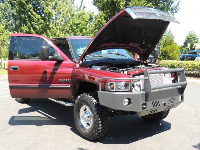 2001 Dodge Ram 2500 4X4 / 5.9 CUMMINS DIESEL / 6 SPEED MANUAL / LIFTED   - Photo 19 - Portland, OR 97217