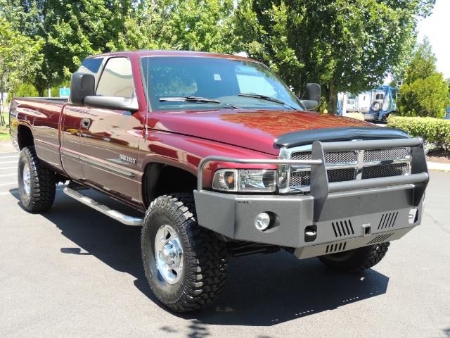 2001 Dodge Ram 2500 4X4 / 5.9 CUMMINS DIESEL / 6 SPEED MANUAL / LIFTED   - Photo 2 - Portland, OR 97217