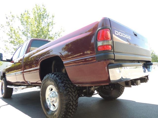 2001 Dodge Ram 2500 4X4 / 5.9 CUMMINS DIESEL / 6 SPEED MANUAL / LIFTED   - Photo 12 - Portland, OR 97217