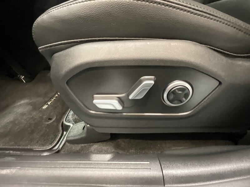 2024 Hyundai Santa Fe Limited AWD / 3RD ROW SEAT / ONLY 7,000 MILES  / 1-OWNER LOCAL / DUAL MOONROOF / LOADED / GREAT PRICE - Photo 48 - Gladstone, OR 97027