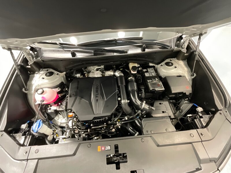 2024 Hyundai Santa Fe Limited AWD / 3RD ROW SEAT / ONLY 7,000 MILES  / 1-OWNER LOCAL / DUAL MOONROOF / LOADED / GREAT PRICE - Photo 57 - Gladstone, OR 97027