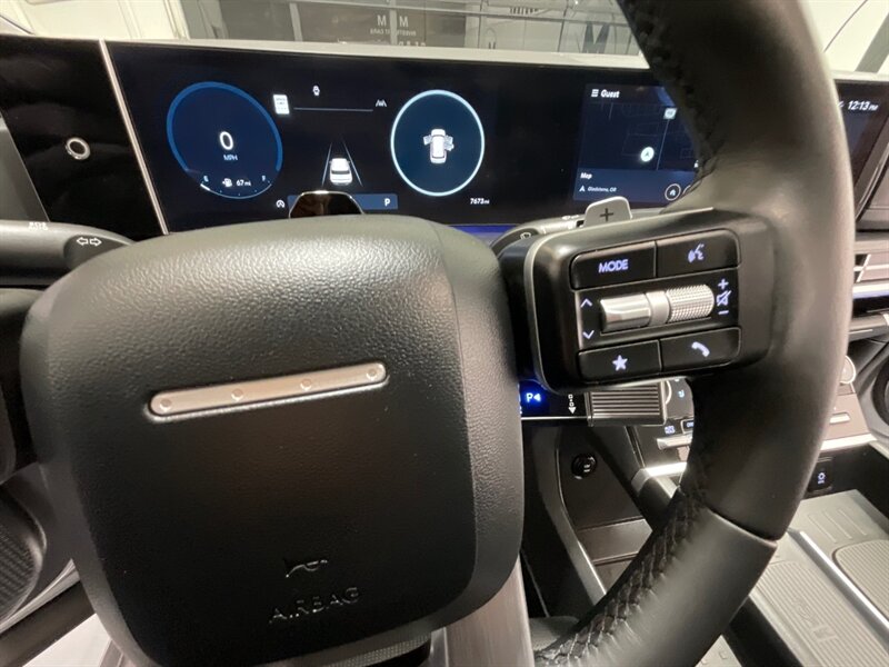 2024 Hyundai Santa Fe Limited AWD / 3RD ROW SEAT / ONLY 7,000 MILES  / 1-OWNER LOCAL / DUAL MOONROOF / LOADED / GREAT PRICE - Photo 38 - Gladstone, OR 97027