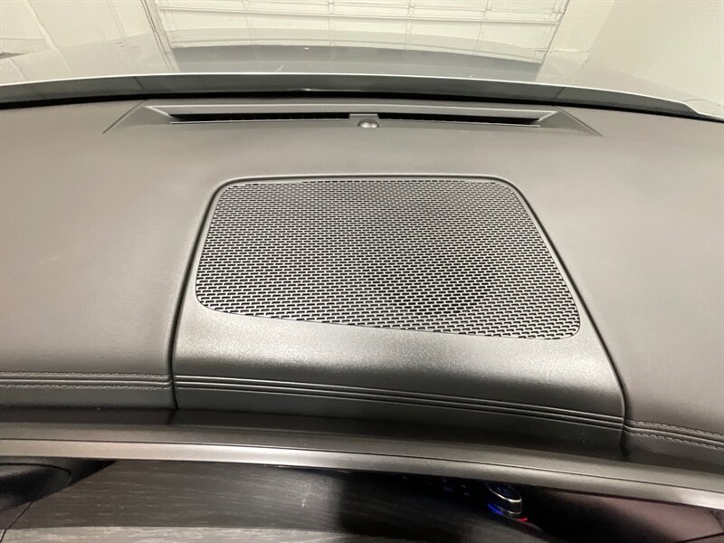 2024 Hyundai Santa Fe Limited AWD / 3RD ROW SEAT / ONLY 7,000 MILES  / 1-OWNER LOCAL / DUAL MOONROOF / LOADED / GREAT PRICE - Photo 50 - Gladstone, OR 97027